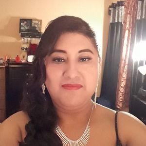 Meet your Posher, Nely